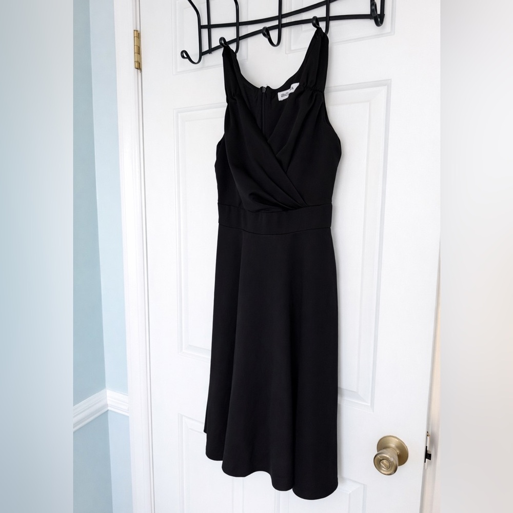 Elegant Black Sleeveless Dress